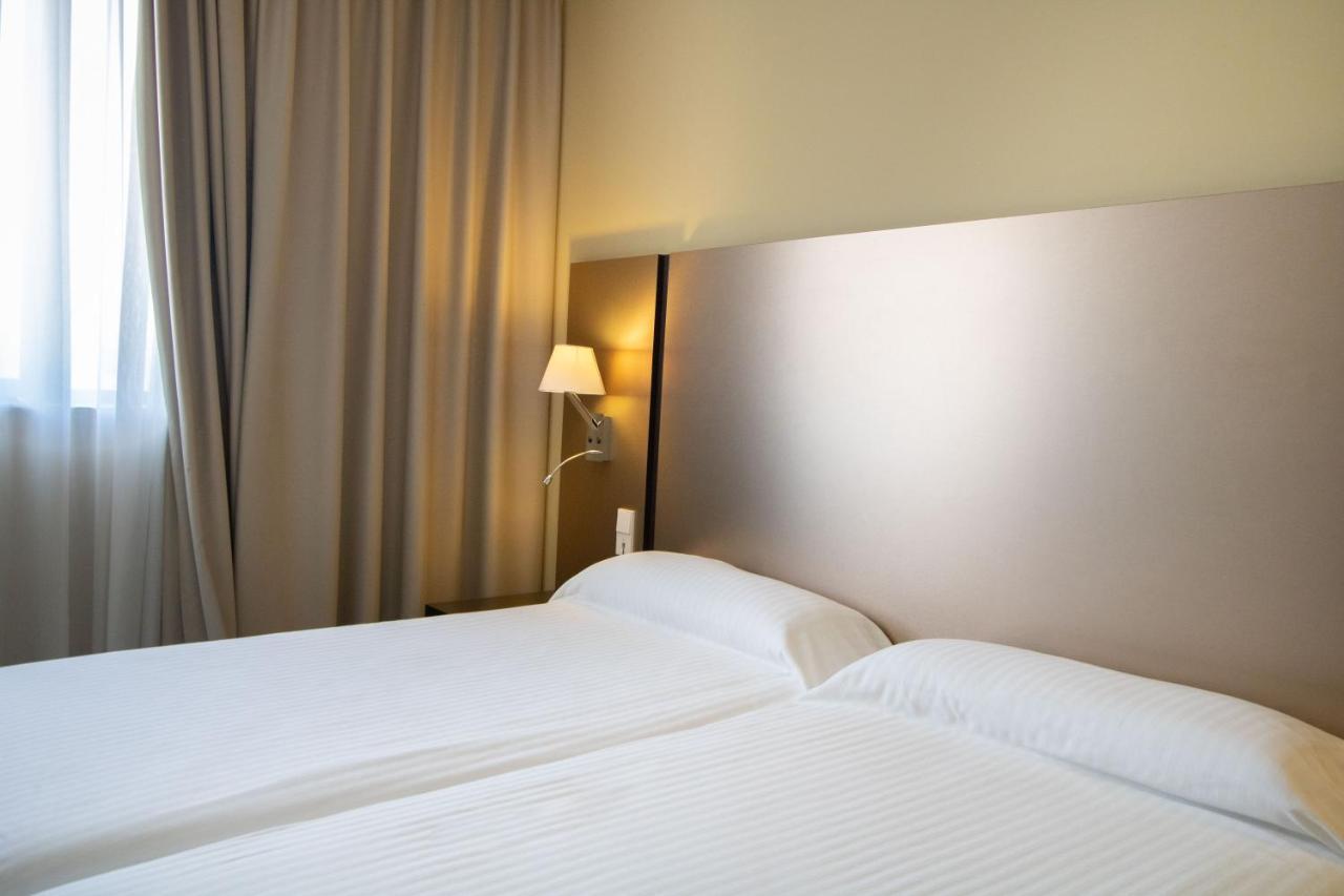 Alda Route 42 Hotell Illescas Eksteriør bilde