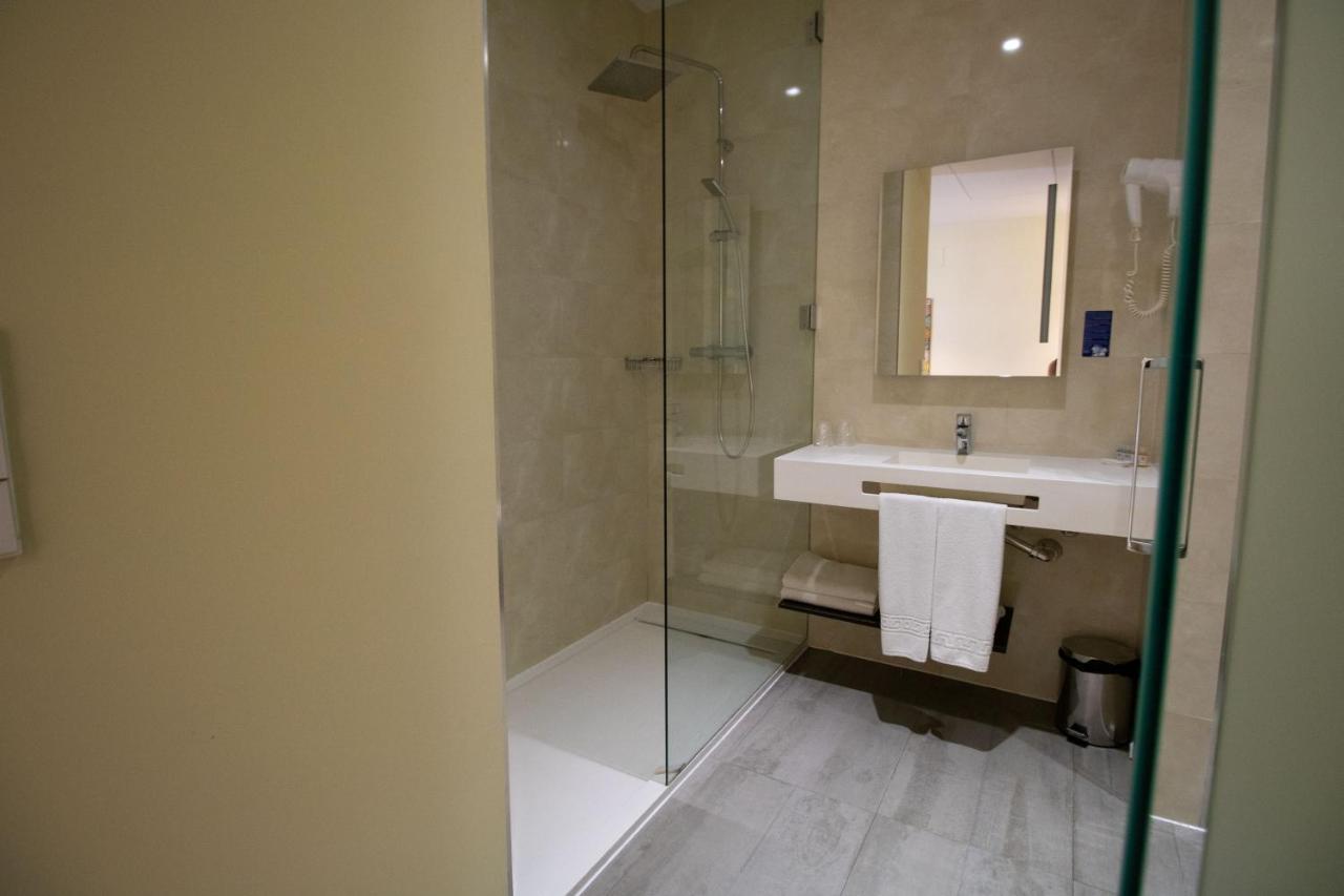 Alda Route 42 Hotell Illescas Eksteriør bilde