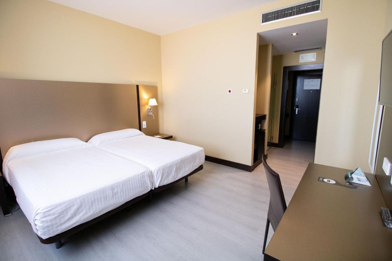 Alda Route 42 Hotell Illescas Eksteriør bilde