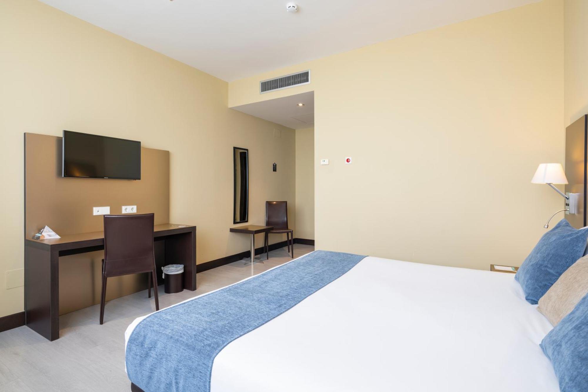 Alda Route 42 Hotell Illescas Eksteriør bilde