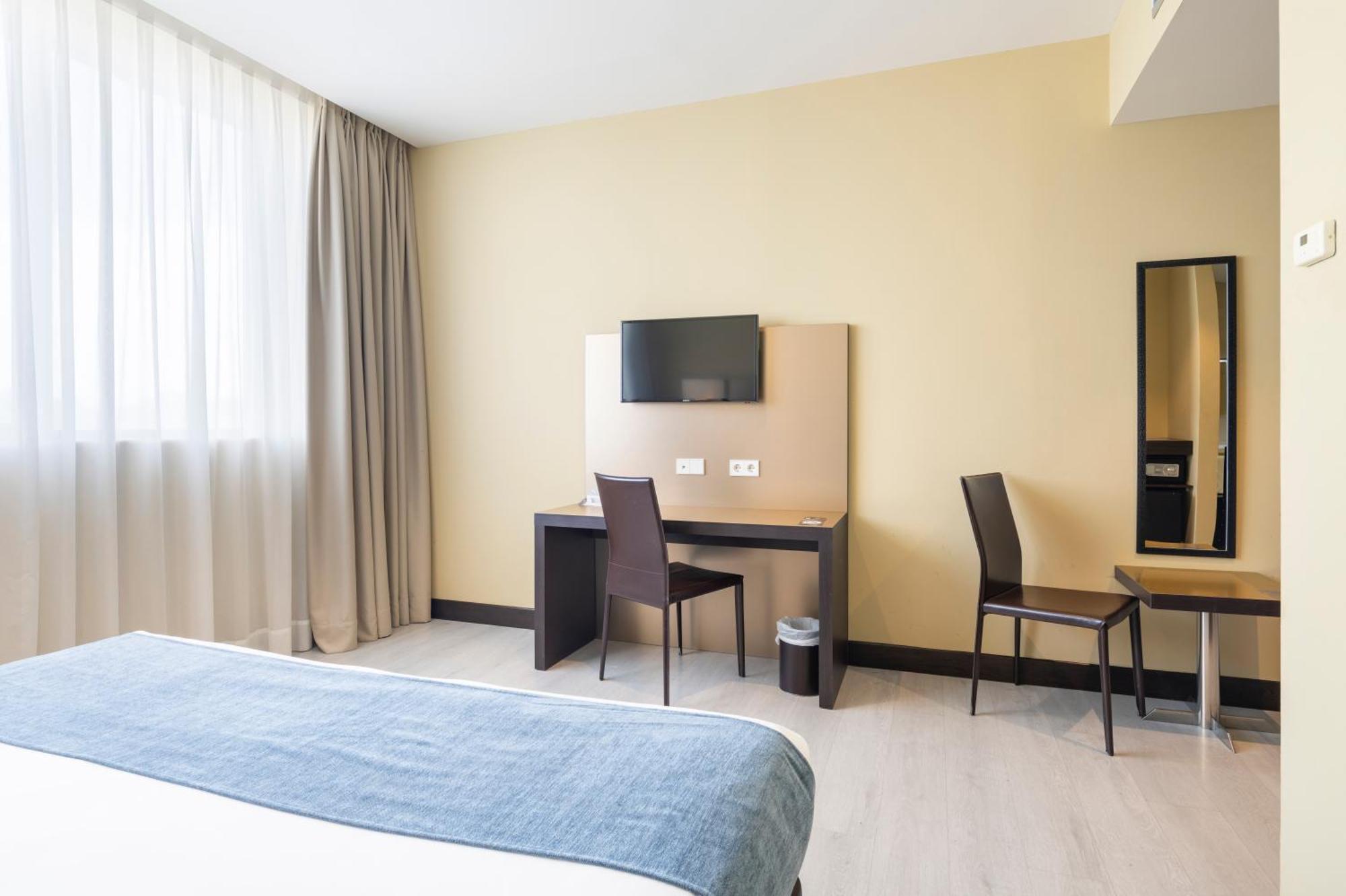 Alda Route 42 Hotell Illescas Eksteriør bilde
