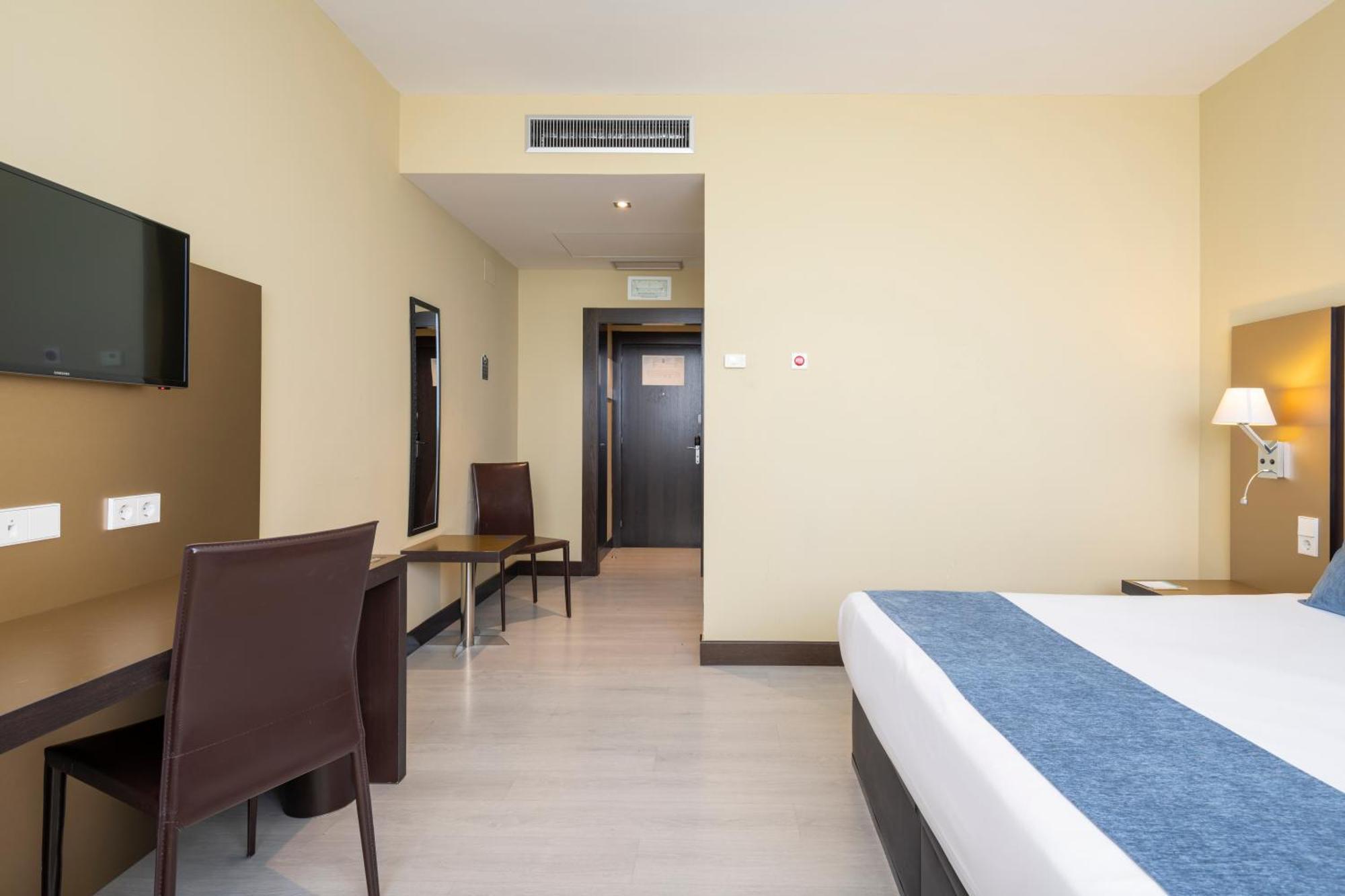 Alda Route 42 Hotell Illescas Eksteriør bilde